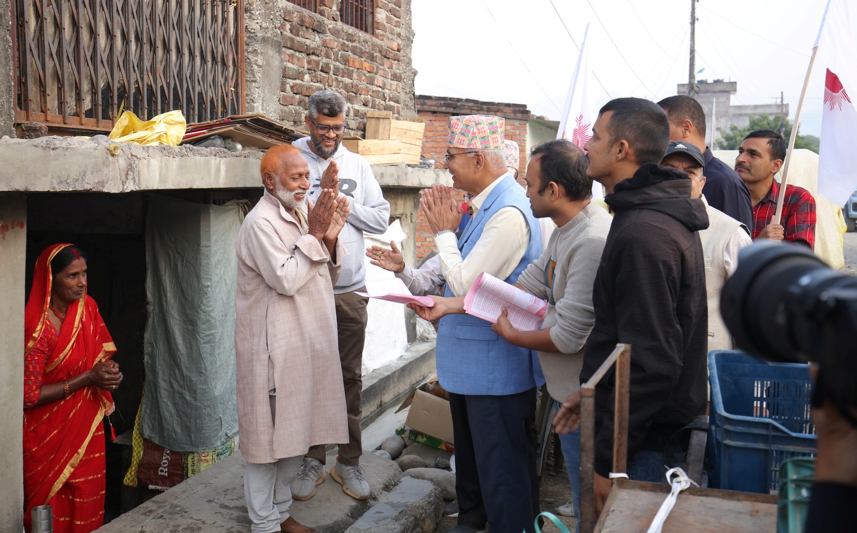 रुपन्देही २ का मतदाता भन्छन् – ‘हाम्रो विश्वास एमालेप्रति नै छ’